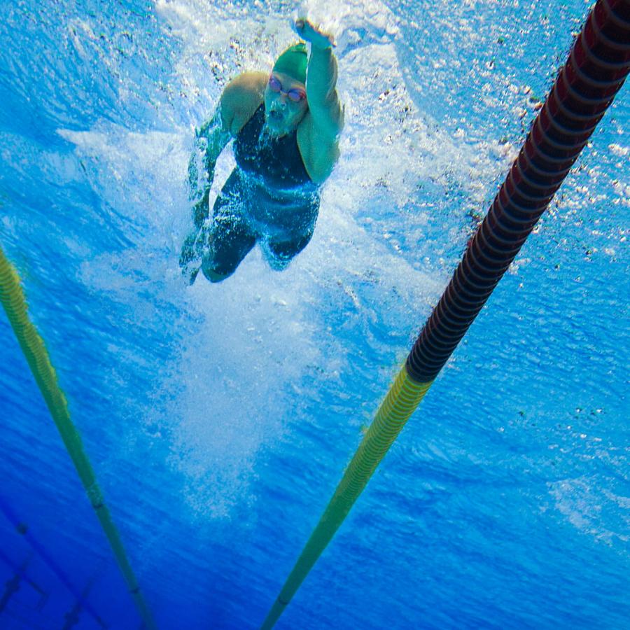 Woman_Swimming