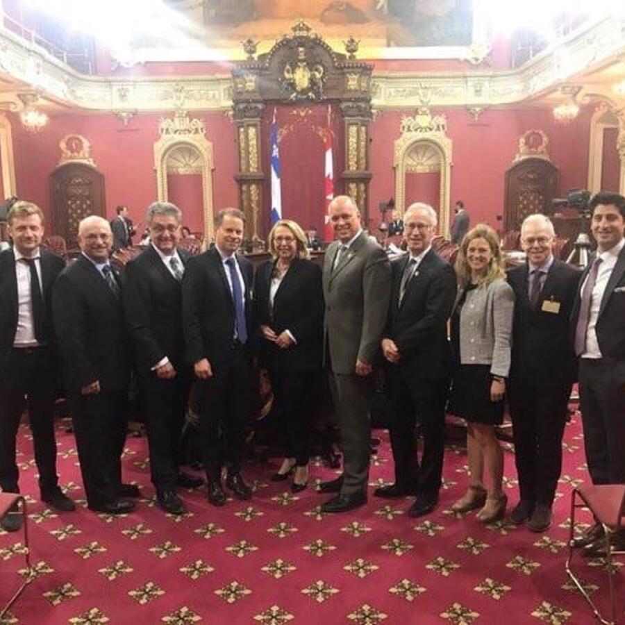 group_picture.jpg