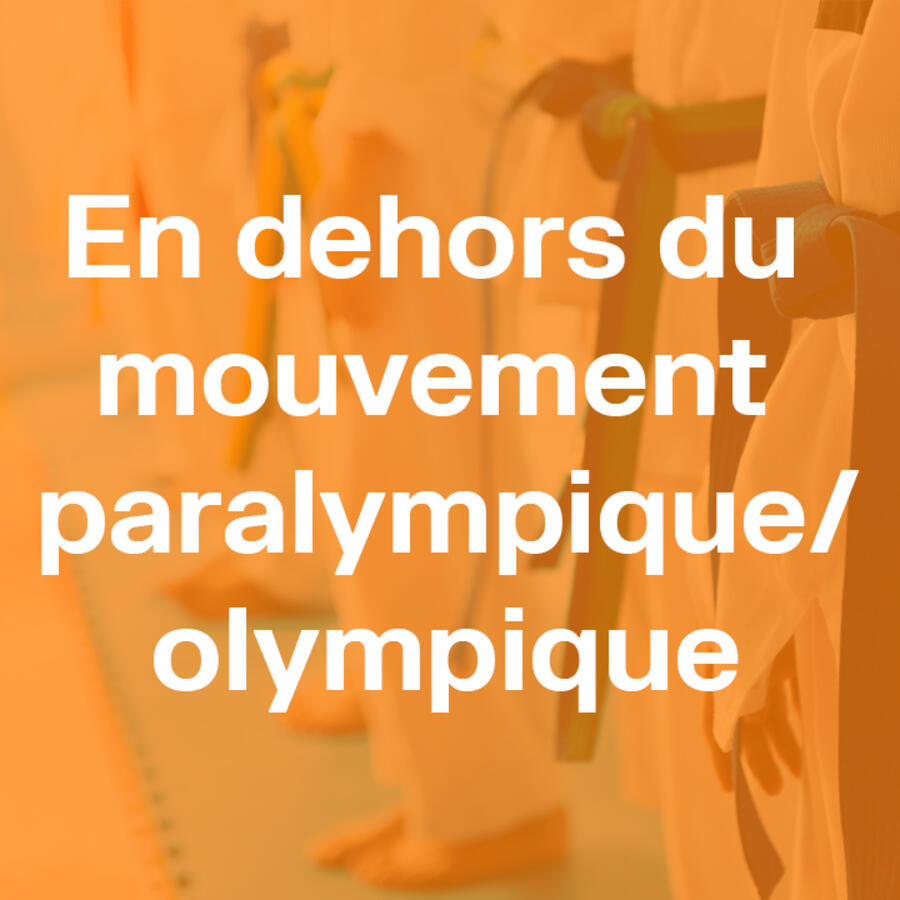 thumbnail_outside_movement-fr